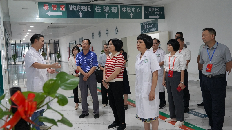 慢病防控出新招 始興人大現場調研，健康服務再升級慢性病防治站